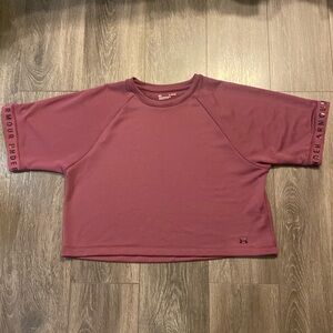 Under Armour Short Sleeved Lightweight Sweatshirt Size XL